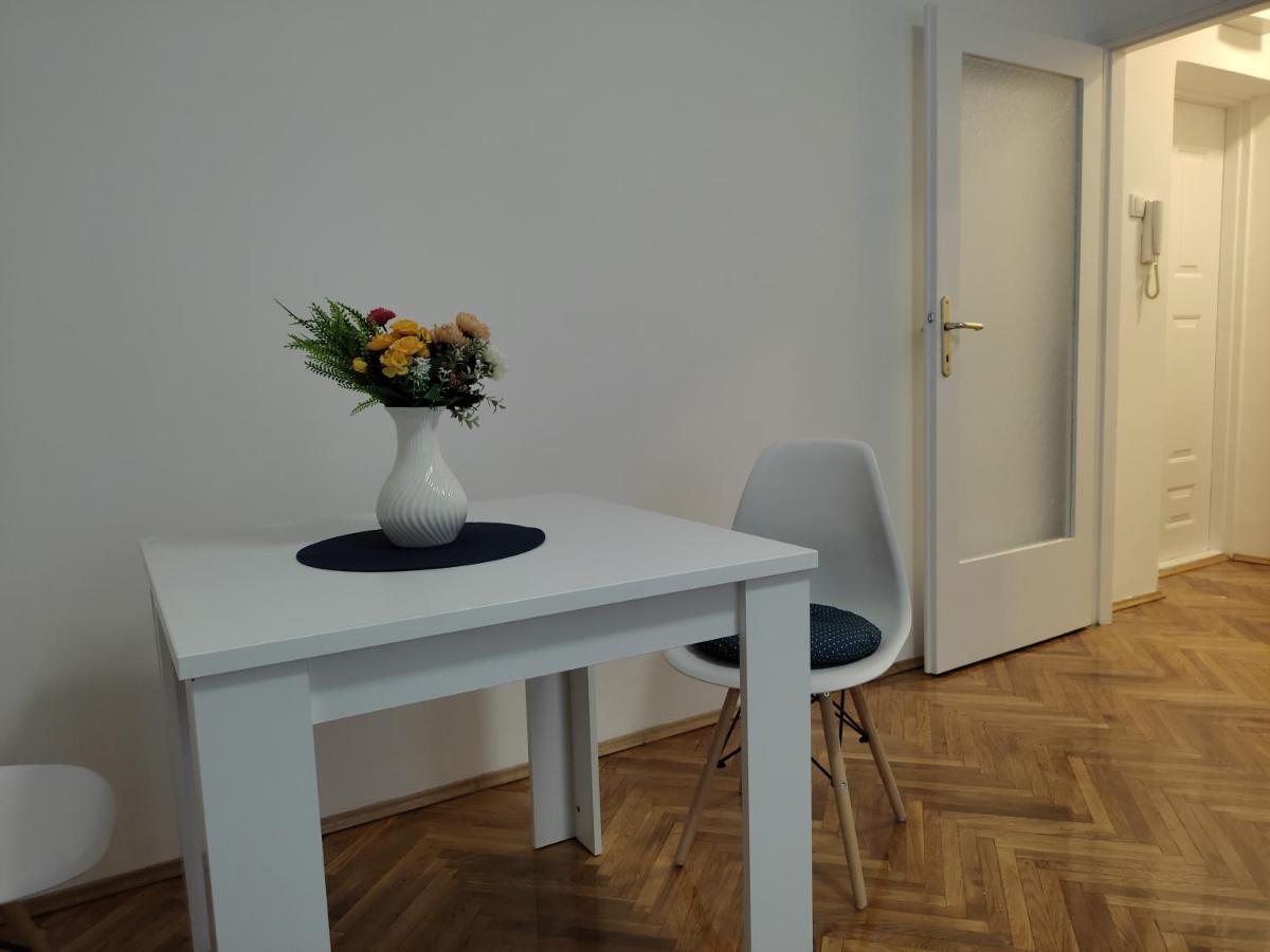 Apartment Danica Belgrad Dış mekan fotoğraf