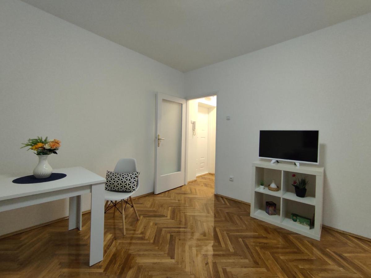 Apartment Danica Belgrad Dış mekan fotoğraf